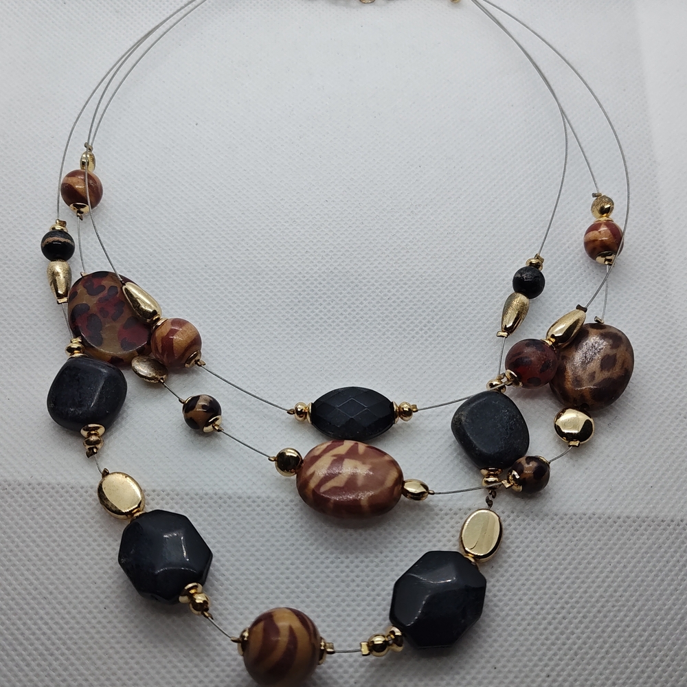 Chic Black and Gold Beaded Necklace